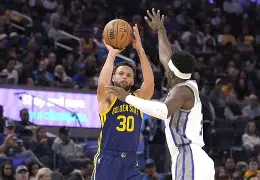 阿圭罗正式宣布退役